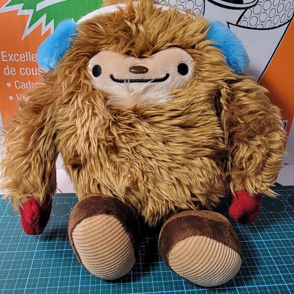 Quatchi 2010 Vancouver Winter Olympics Plush Sasquatch Bigfoot Mascot 23cm Used - Picture 1 of 11